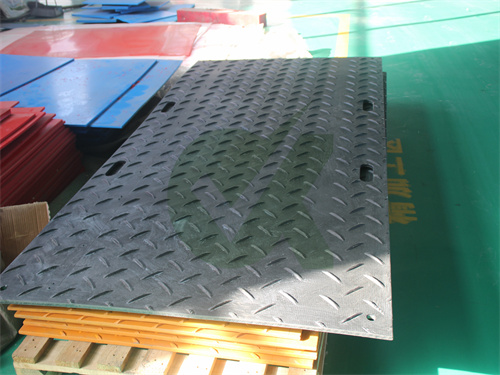 good quality Ground construction mats  3×6 for foundation works